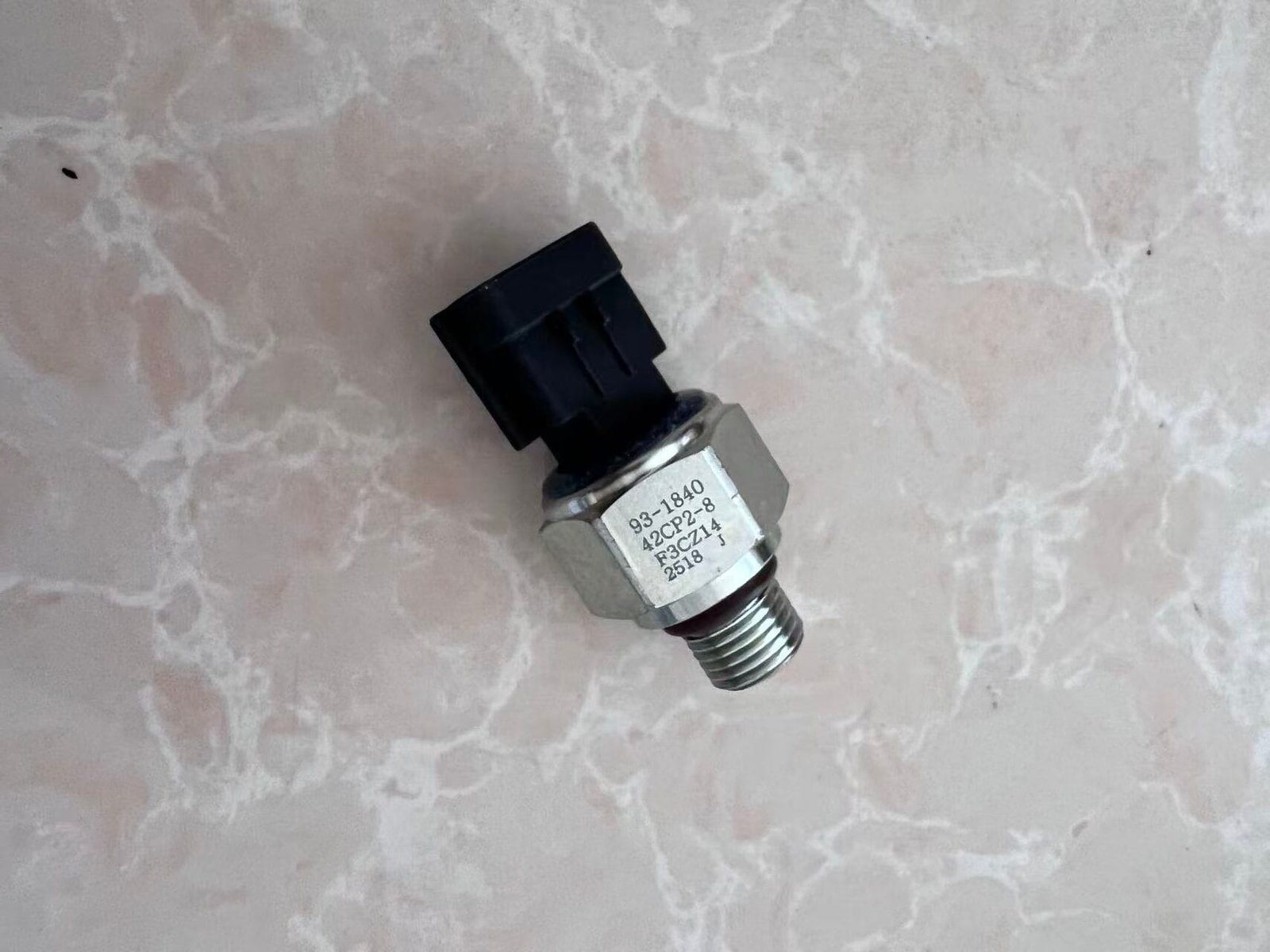 42CP2-8 Low Pressure Sensor for Excavator PC200-8 PC220-8 PC350LC-8 - Image 3